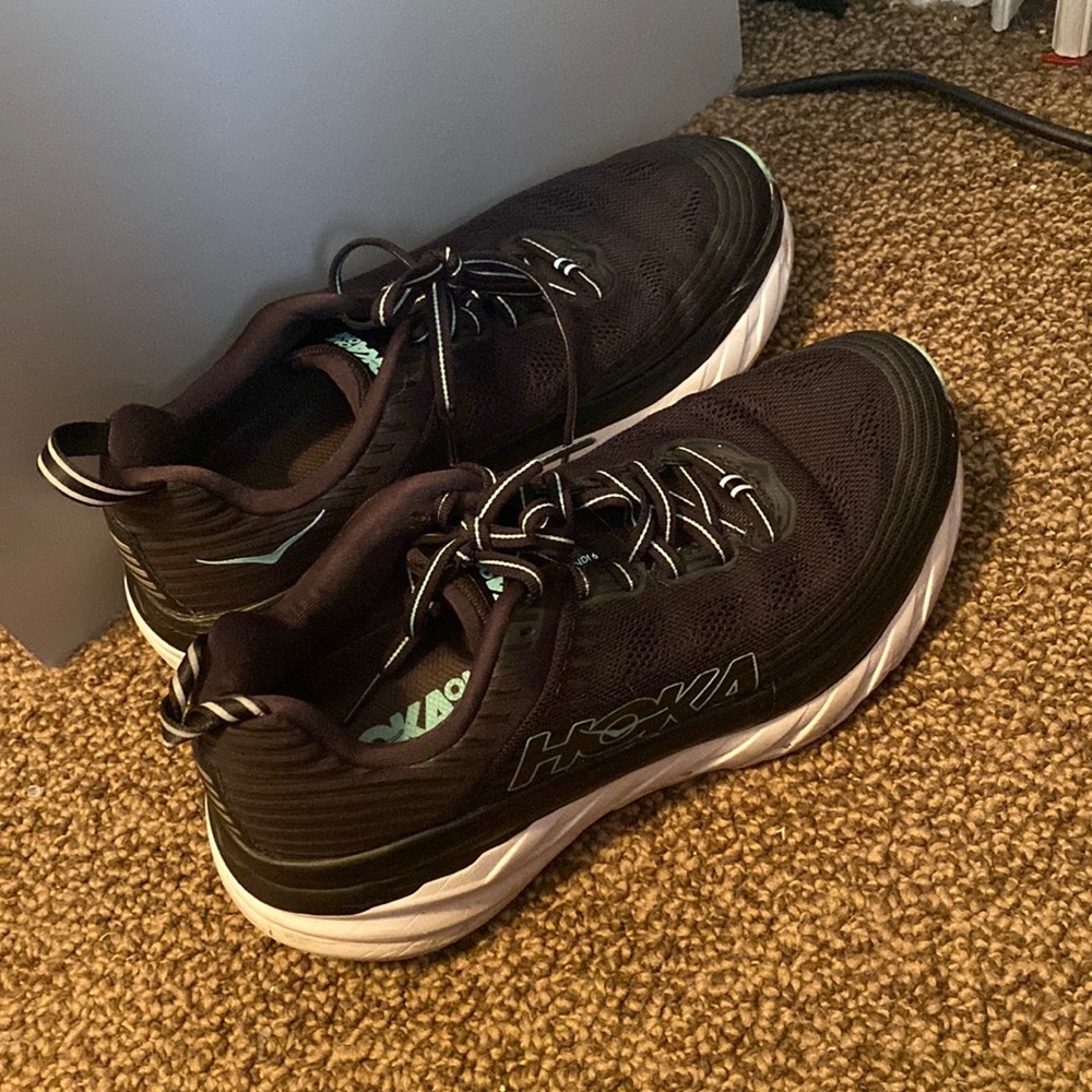 HOKA BONDI